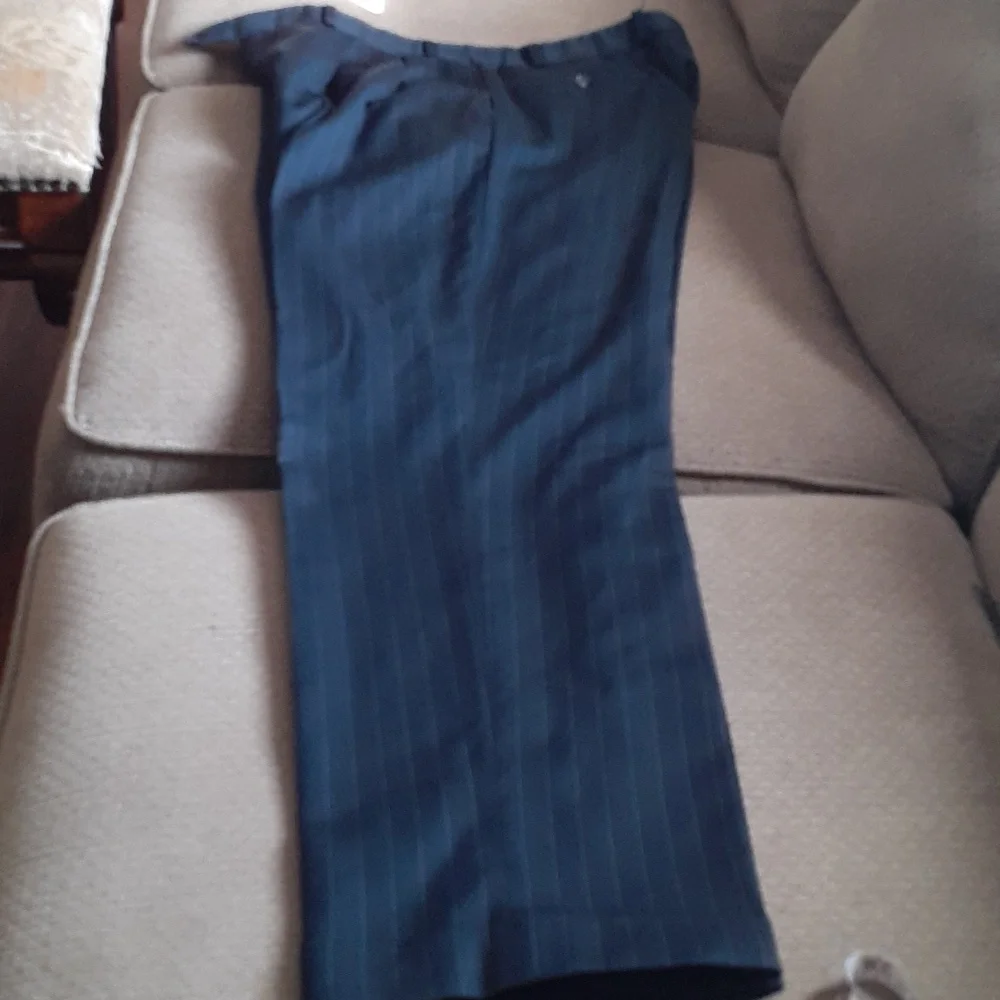 Lauren Ralph Lauren two-piece suit - Picture 7 of 9